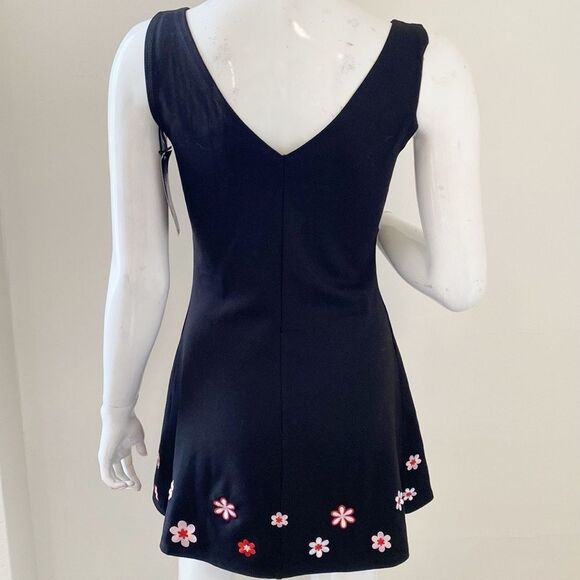 dELiA*s by Dolls Kill Black, Red & Pink Embroidered Flowers Mini Sundress 60s - Picture 3 of 5